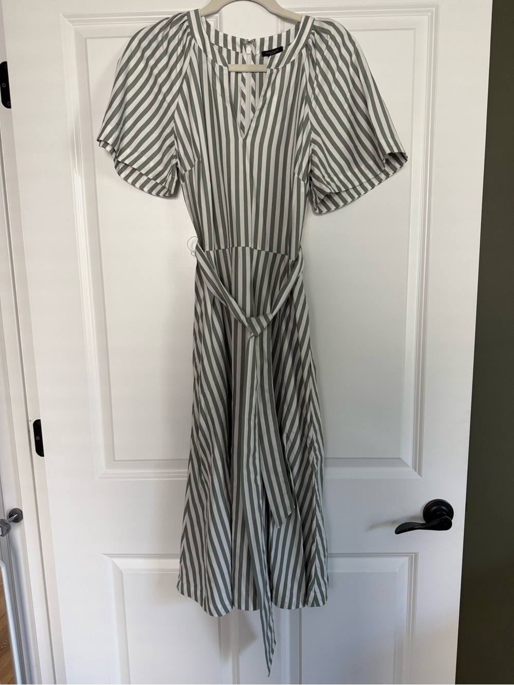 NWT Ann Taylor Striped Midi Dress in Sage and White - Women